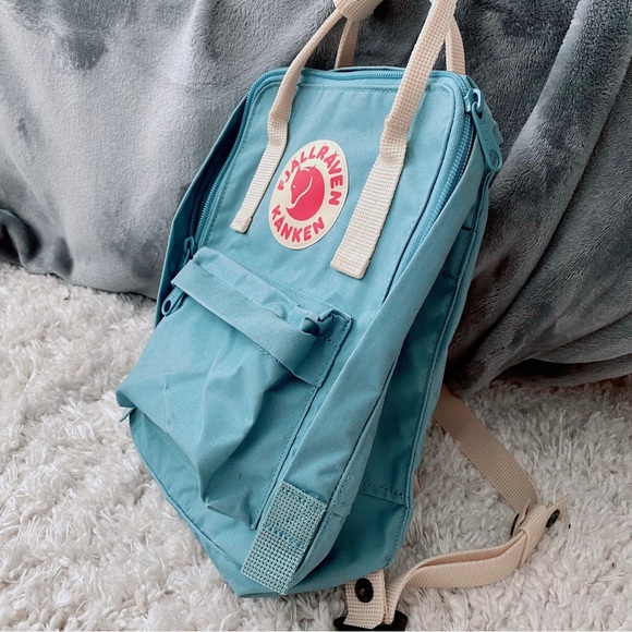 Fjallraven Kånken Mini Backpack - Picture 3 of 5